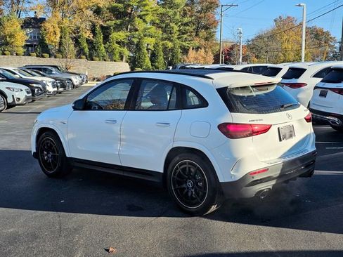 New 2025 Mercedes-Benz GLA 35 AMG 4MATIC image 11