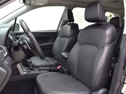 Used 2016 Subaru Forester 2.0XT Touring AWD/4WD image 11