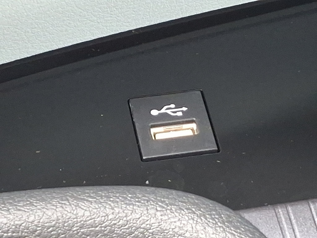 Used 2026 Toyota Sienna XLE FWD image 30