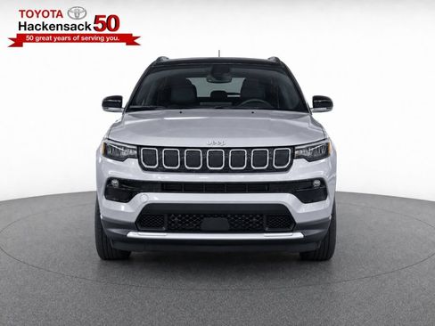 Used 2022 Jeep Compass Limited w/ Elite Group AWD/4WD image 5