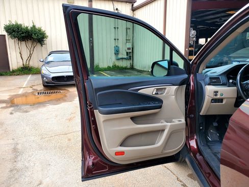 Used 2017 Honda Pilot EX-L image 21
