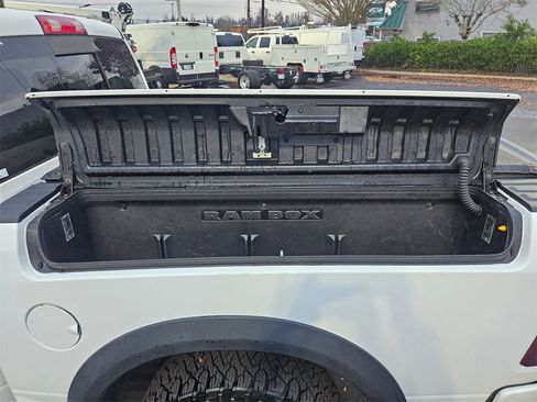 Used 2018 RAM 1500 Sport image 31