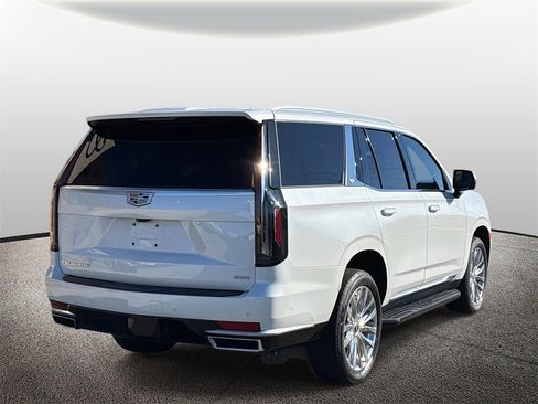 Used 2021 Cadillac Escalade Premium Luxury image 2