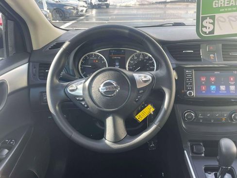 Used 2019 Nissan Sentra S image 13