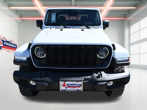 New 2026 Jeep Gladiator Willys image 5