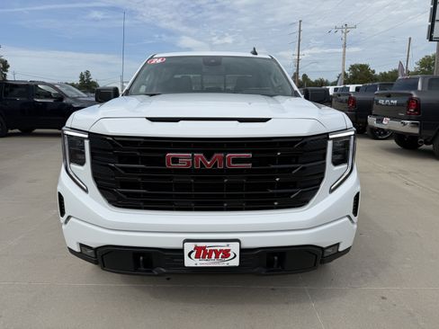 Used 2026 GMC Sierra 1500 Elevation AWD/4WD image 32