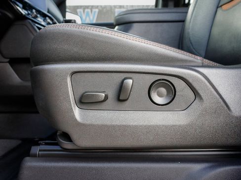 Used 2024 GMC Sierra 1500 AT4 w/ AT4 Carbonpro Edition image 19