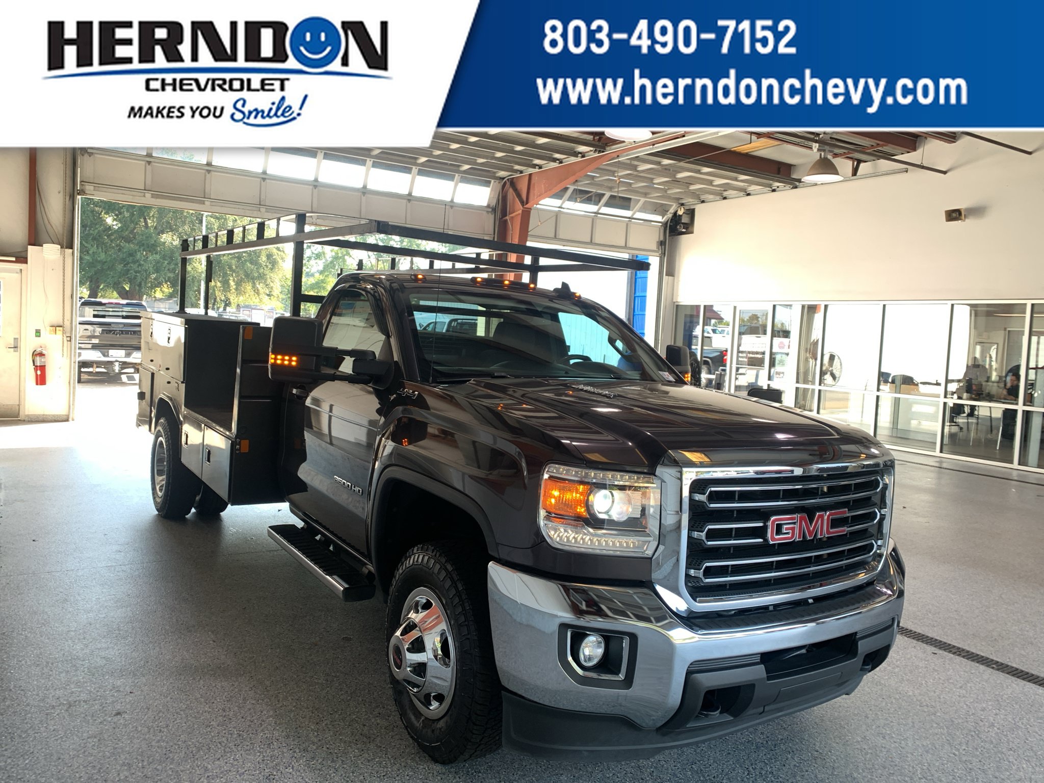 Used 2016 GMC Sierra 3500 SLE w/ SLE Preferred Package AWD/4WD image 1