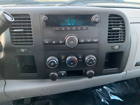 Used 2011 GMC Sierra 3500 W/T w/ Snow Plow Prep Package image 25