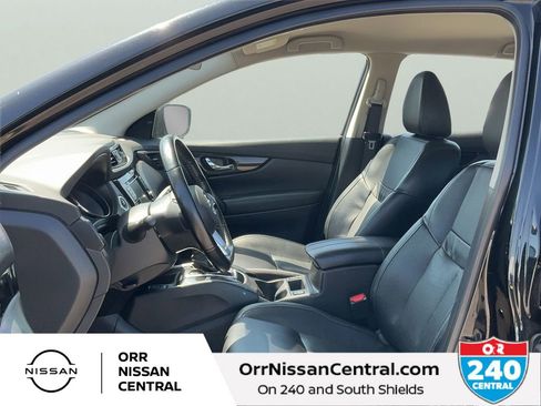 Used 2022 Nissan Rogue Sport SL AWD/4WD image 17