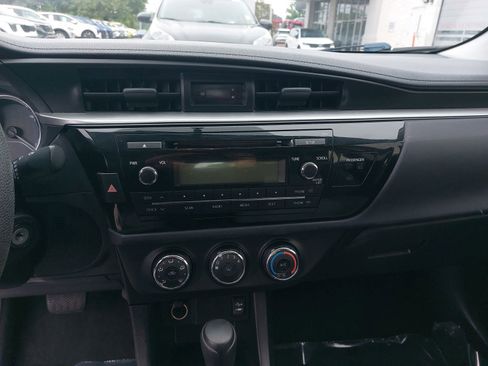 Used 2014 Toyota Corolla L FWD image 20