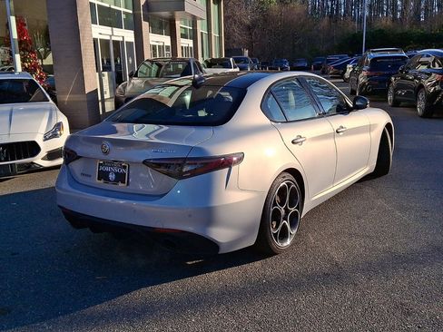 New 2025 Alfa Romeo Giulia w/ Veloce Package Rwd image 12