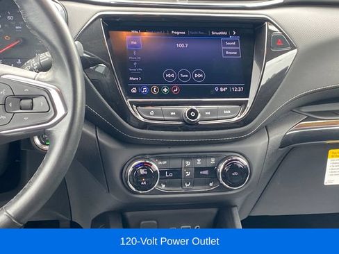 Used 2021 Chevrolet TrailBlazer ACTIV w/ Sun and Liftgate Package AWD/4WD image 9