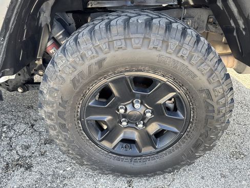 Used 2021 Jeep Gladiator Mojave image 9