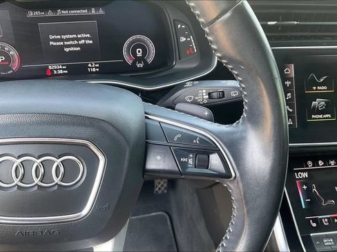 Used 2019 Audi Q8 Premium Plus AWD/4WD image 17