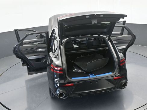 Used 2024 Genesis GV70 2.5T w/ Sport Prestige Package image 79