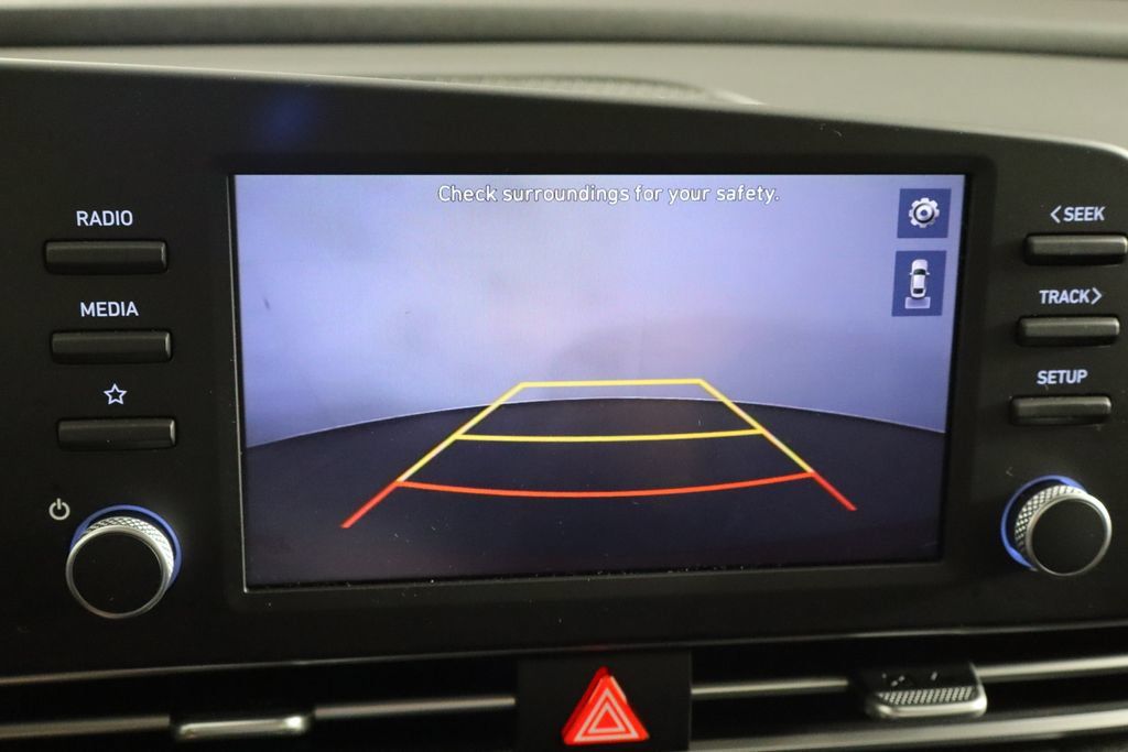 Used 2021 Hyundai Elantra Blue FWD image 33