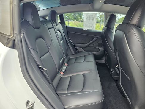 Used 2023 Tesla Model 3 Performance AWD/4WD image 12