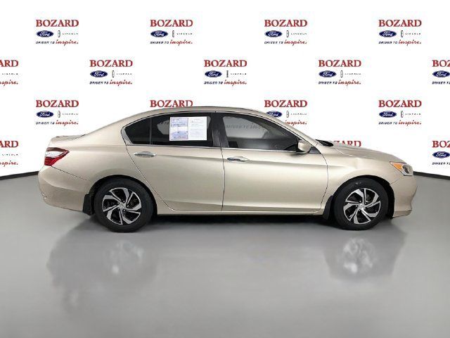 Used 2017 Honda Accord LX image 9