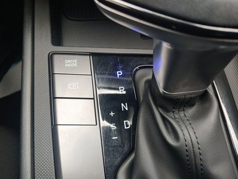 Used 2025 Hyundai Elantra Sport image 28