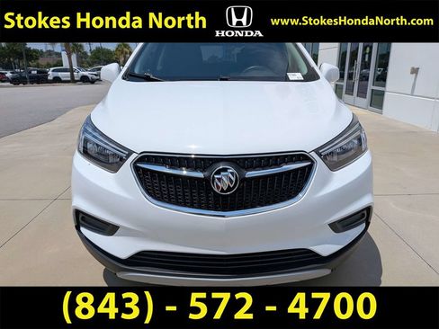 Used 2021 Buick Encore Preferred w/ Safety Package FWD image 14