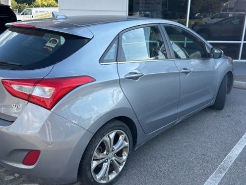 Used 2014 Hyundai Elantra GT w/ Option Group 02 image 3
