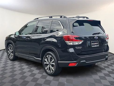 Used 2023 Subaru Forester Limited image 5