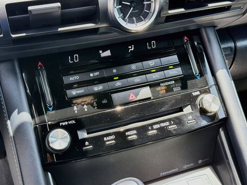 Used 2025 Lexus IS 350 F Sport RWD image 14