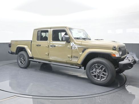 New 2026 Jeep Gladiator Sport image 8