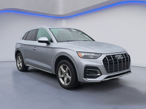 Used 2021 Audi Q5 2.0T Premium w/ Convenience Package image 6