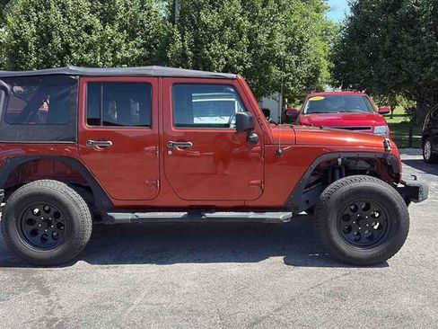 Used 2014 Jeep Wrangler Unlimited Sport w/ Quick Order Package 24S AWD/4WD image 1