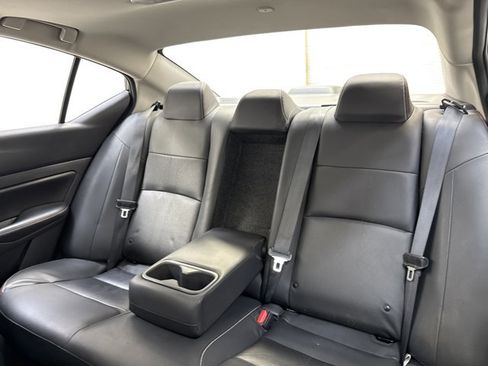 Used 2023 Nissan Altima 2.0 SR image 13