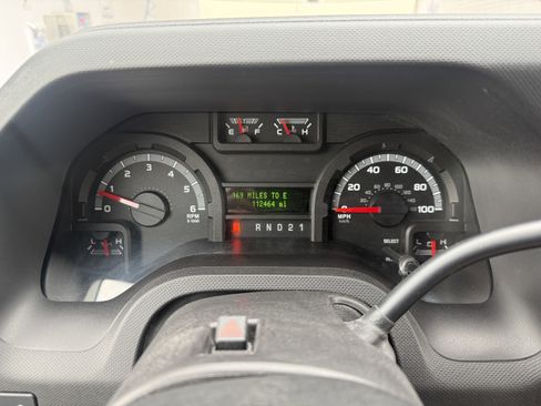 Used 2011 Ford E-350 and Econoline 350 XLT image 28