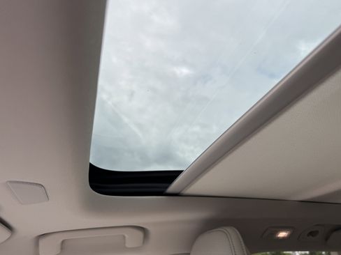 New 2026 Volvo V60 B5 Cross Country Plus w/ Protection Package Premier image 23