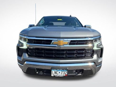 Used 2024 Chevrolet Silverado 1500 LT w/ Z71 Off-Road Package AWD/4WD image 10