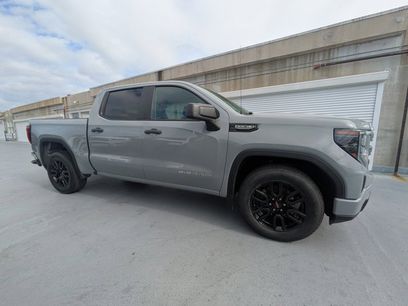 Used 2024 GMC Sierra 1500 Pro w/ Graphite Edition