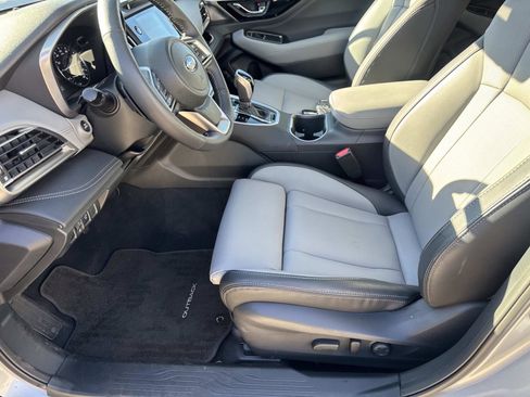 Certified 2025 Subaru Outback Limited image 15