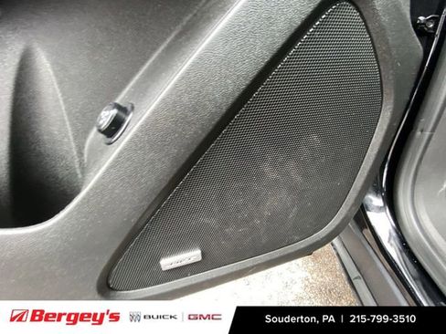 Certified 2023 Chevrolet Equinox RS w/ RS Leather Package image 28