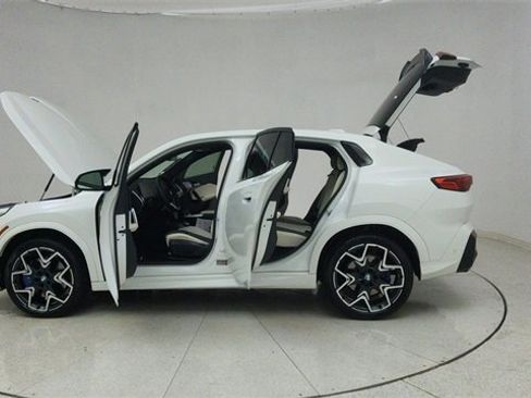 Used 2025 BMW X2 M35i image 79