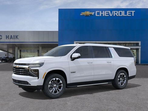 New 2026 Chevrolet Suburban LT w/ Comfort Package RWD image 2