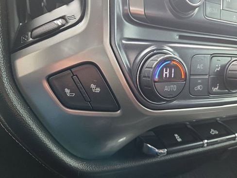 Used 2018 Chevrolet Silverado 1500 LTZ Z71 image 19