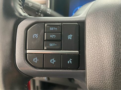 Used 2023 Ford F250 Lariat w/ Sport Appearance Package AWD/4WD image 28