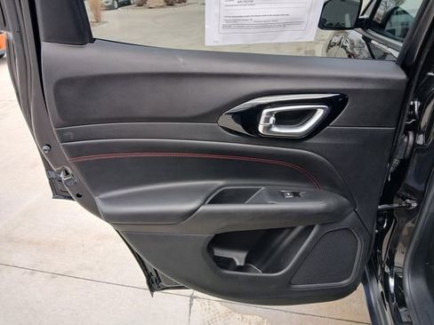 Used 2022 Jeep Compass Trailhawk image 13