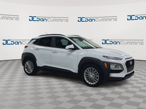Used 2021 Hyundai Kona SEL FWD image 2