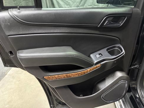Used 2015 Chevrolet Tahoe LTZ image 17