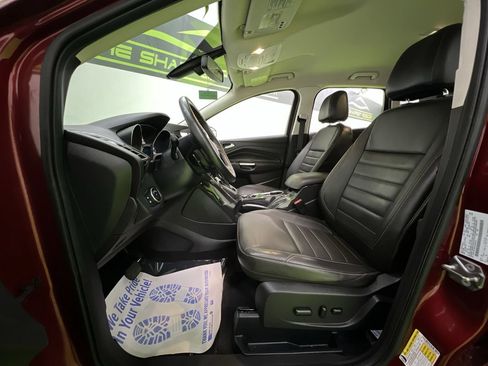 Used 2016 Ford Escape Titanium AWD/4WD image 17