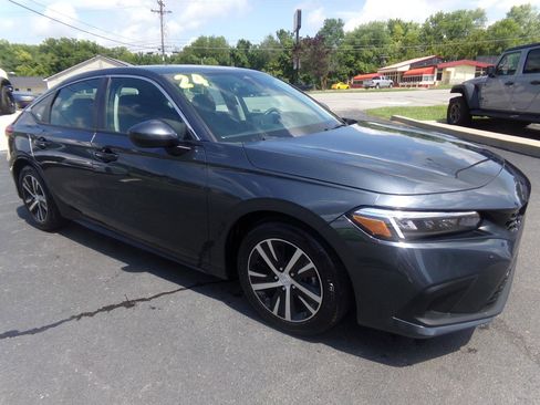 Used 2024 Honda Civic LX image 1