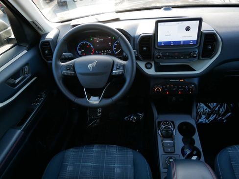 Used 2024 Ford Bronco Sport Heritage w/ Heritage Convenience Package image 9