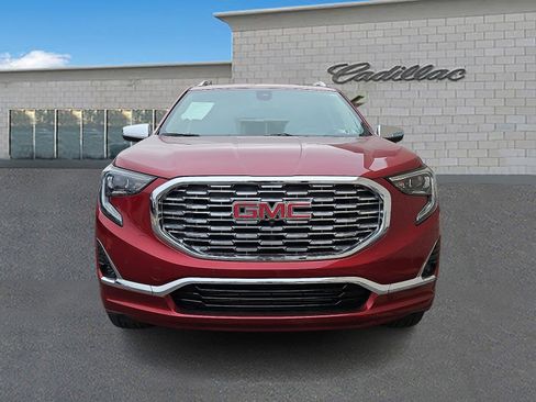Used 2018 GMC Terrain Denali w/ Advanced Safety Package image 2