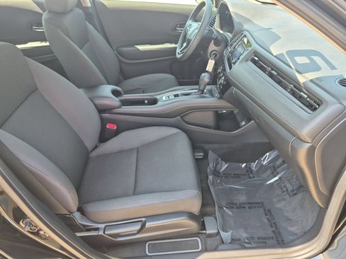 Used 2019 Honda HR-V LX image 28